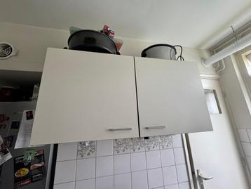 Keukenblok met bovenkast + werkblad + lades beschikbaar voor biedingen