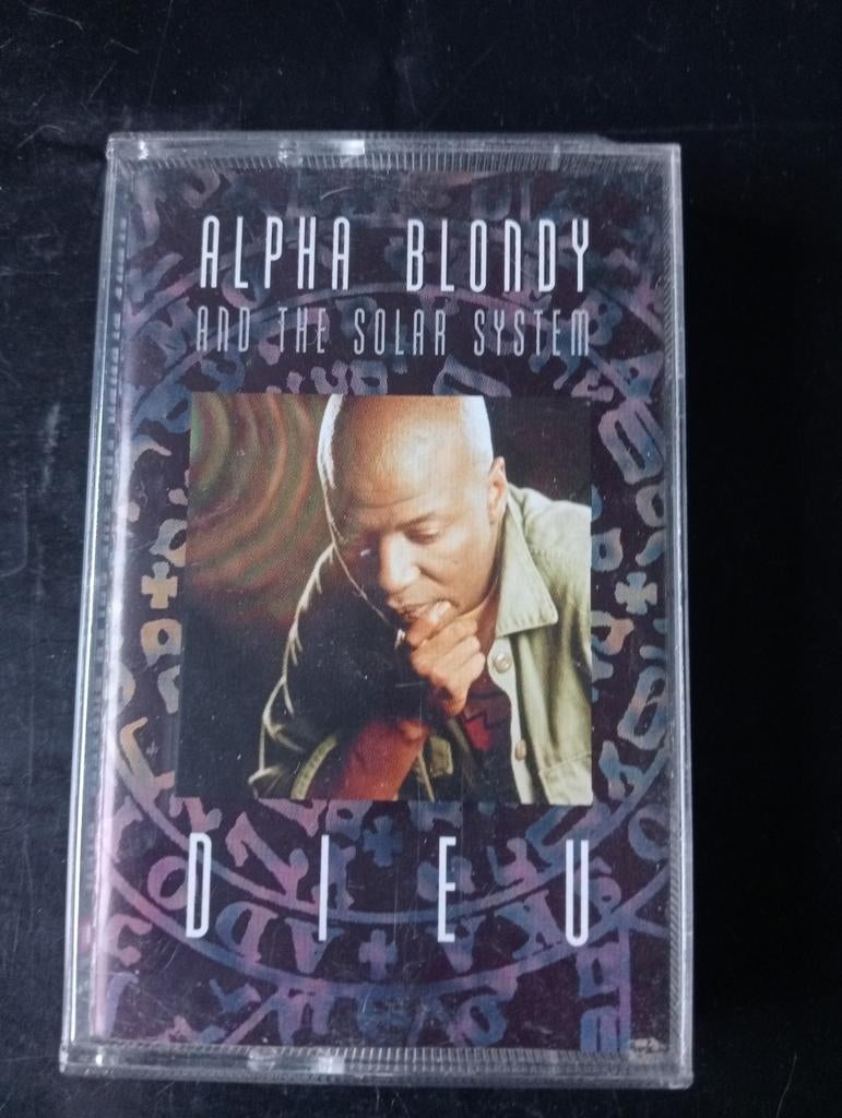 Alpha Blondy - Dieu Cassettebandje, Cd's en Dvd's, Cassettebandjes, Wereldmuziek, 1 bandje, Ophalen of Verzenden, Zo goed als nieuw