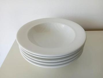 Figgjo Norway 5 diepe borden/pastaborden 24 cm nooit gebrui beschikbaar voor biedingen