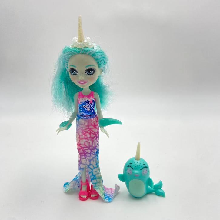 Enchantimals Snowy Valley – Compleet met Naddie, Kinderen en Baby's, Speelgoed | Poppenhuizen, Zo goed als nieuw, Poppenhuispop