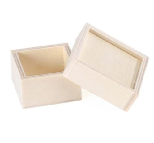 Houten doosje met opstaande rand op de deksel 5 x 5 x 2,8 cm, Hobby en Vrije tijd, Knutselen, Nieuw, Materiaal, Ophalen of Verzenden