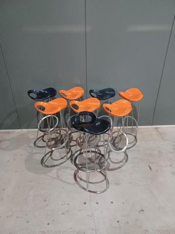 Design barkrukken, 8 stuks beschikbaar voor biedingen