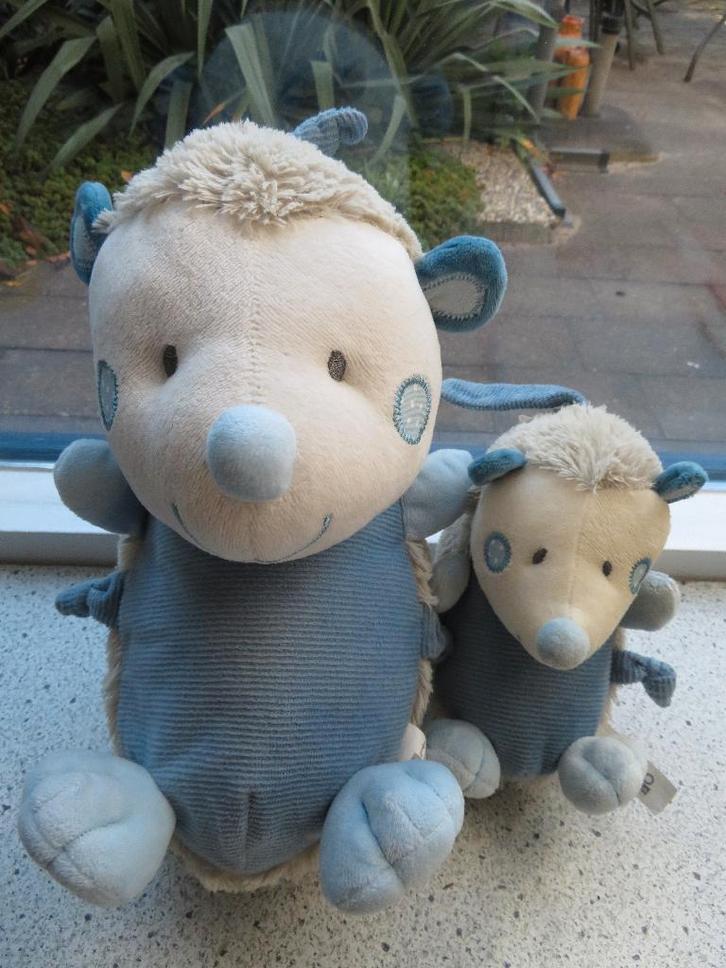 Egel merk Tiamo grote maat meet ca 35 cm en ca 23 cm, Kinderen en Baby's, Speelgoed | Knuffels en Pluche, Zo goed als nieuw, Overige typen