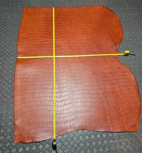 Tuig - Leer Mahogany - Brandy, Hobby en Vrije tijd, Stoffen en Lappen, Nieuw, Leer of Kunstleer, 30 tot 120 cm, 30 tot 200 cm