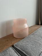 Prachtige licht roze vaas, Huis en Inrichting, Lampen | Lampenkappen, Ophalen of Verzenden, Zo goed als nieuw, Rond, Minder dan 25 cm