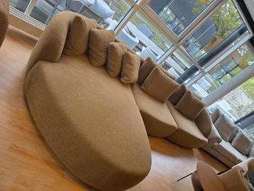 Medusa felt mustard - Passe Partout  beschikbaar voor biedingen