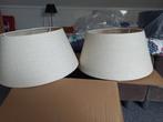 Twee mooie linnen gebroken witte lampenkappen, Ophalen, Zo goed als nieuw, Rond, 25 tot 50 cm