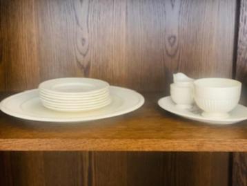 Wedgwood gebaksset  beschikbaar voor biedingen