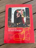 Sinterklaasboek vintage, Ophalen, Zo goed als nieuw