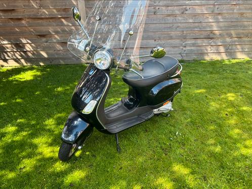 Vespa lx, Fietsen en Brommers, Scooters | Vespa, Gebruikt, Vespa LX, Maximaal 45 km/u, Benzine, Ophalen