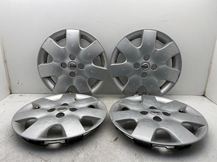 Wieldop set van een Nissan Micra, Auto-onderdelen, Banden en Velgen, Personenwagen, Gebruikt, 3 maanden garantie, Ophalen of Verzenden