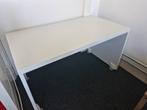 Klein wit IKEA kinderbureau (ook 2 stoeltjes beschikbaar), Ophalen, Met wielen, Gebruikt, Bureau