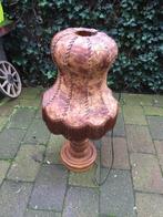 Mooie zware lamp met houten voet en leren kap, Ophalen, Gebruikt, Hout, Minder dan 100 cm