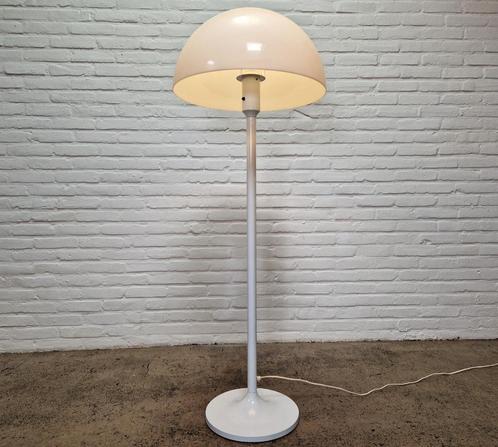 Knud Christensen Vloerlamp Space Age Mushroom, Huis en Inrichting, Lampen | Vloerlampen, Gebruikt, 100 tot 150 cm, Kunststof, Metaal