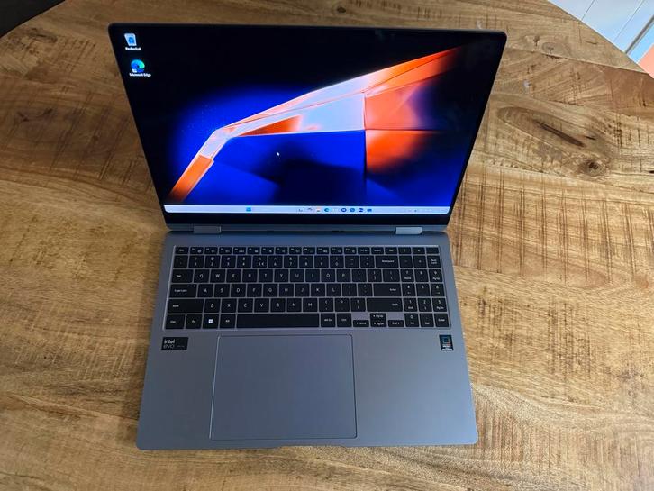 Samsung Galaxy Book 4 Pro 360 NP960QGK, Computers en Software, Windows Laptops, Zo goed als nieuw, 16 inch, SSD, 3 tot 4 Ghz, 16 GB