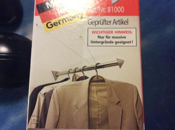 Modern Products zwevende garderobe stang 78 cm. nieuw beschikbaar voor biedingen