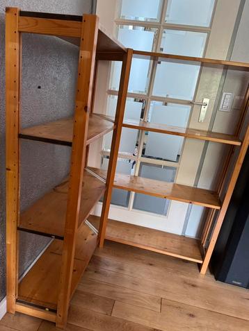 hoekkast 2x4 planken en staanders