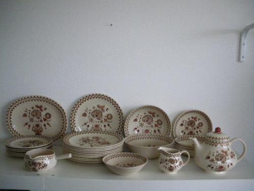 Johnson Brothers Old Granite servies, Huis en Inrichting, Keuken | Servies, Zo goed als nieuw, Bord(en), Overige stijlen, Porselein