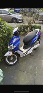 Yamaha jog, Fietsen en Brommers, Scooters | Yamaha, Ophalen of Verzenden, Zo goed als nieuw, Tweetakt, JogR of RR
