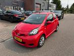 Toyota Aygo 1.0 3DRS 2010 Rood APK AIRCO, Voorwielaandrijving, 4 stoelen, 68 pk, Bedrijf