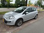 Fiat Punto 1.3 (lage km stand) Multijet 62KW 5DR 2011 Grijs, Auto's, Voorwielaandrijving, 28 km/l, 4 cilinders, 400 kg