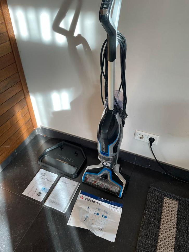 Bissel Crosswave Pet Pro - ZGAN, Witgoed en Apparatuur, Stofzuigers, Zo goed als nieuw, Waterstofzuiger, Minder dan 1200 watt