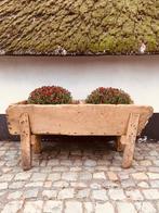 Héél oude authentieke voedertrog uit boerderij, Ophalen