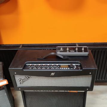 Fender Mustang V V.2 150-Watt Modeling Guitar Amp €219,99 beschikbaar voor biedingen
