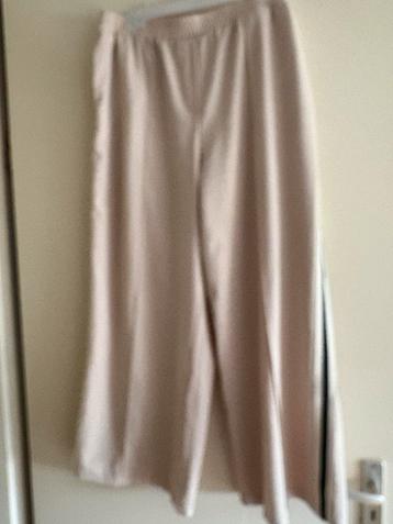 Norah mooie wide leg pantalon met bies mt 44 ZGAN beschikbaar voor biedingen