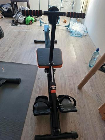 Roeitrainer - amper gebruikt!  beschikbaar voor biedingen