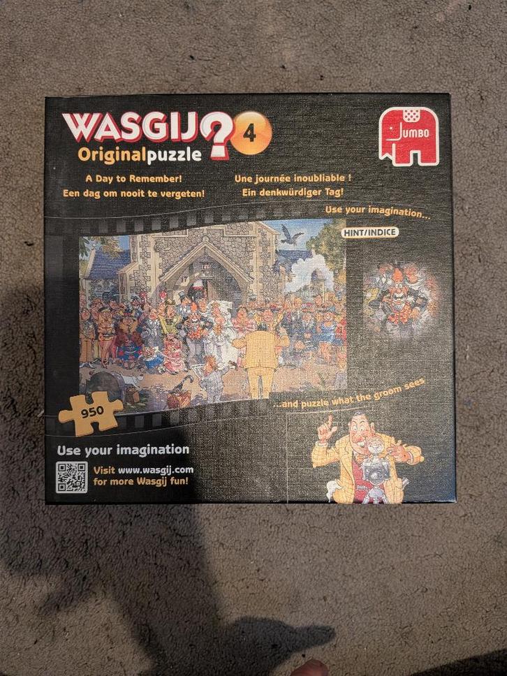 Wasgij Original 4: A Day to Remember!, Hobby en Vrije tijd, Denksport en Puzzels, Zo goed als nieuw, Legpuzzel, 500 t/m 1500 stukjes