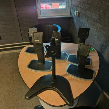 monitorsteun 6 stuks, allemaal met vesa beschikbaar voor biedingen