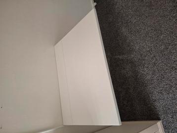 Opklapbaar bureautje 2x beschikbaar voor biedingen