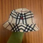Burberry bucket hat, Kleding | Dames, Hoeden en Petten, Gedragen, 55 cm (S, 6⅞ inch) of minder, Burberry, Ophalen of Verzenden