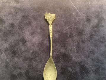 Lepeltje  IJsselbrug in Kampen. beschikbaar voor biedingen