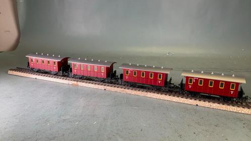 4 stuks marklin ho Personenwagens 4107 als nieuw , geen doos, Hobby en Vrije tijd, Modeltreinen | H0, Zo goed als nieuw, Rails