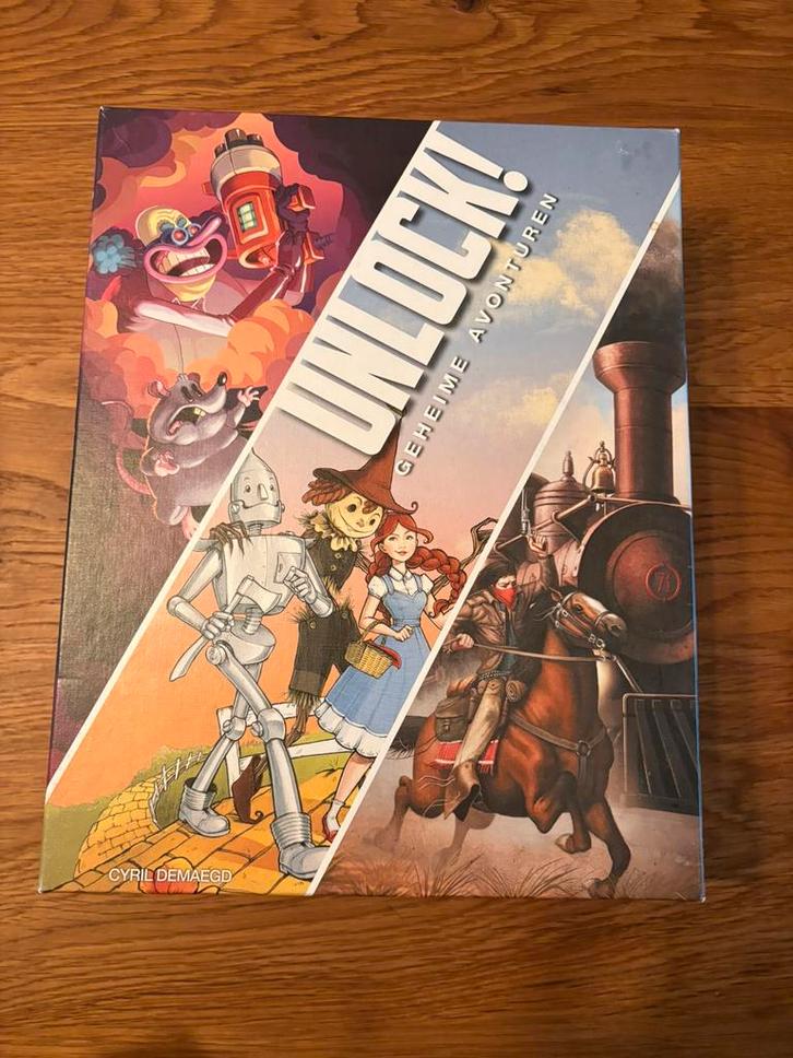 Unlock geheime avonturen - ruilen (compleet), Hobby en Vrije tijd, Gezelschapsspellen | Kaartspellen, Zo goed als nieuw, Ophalen