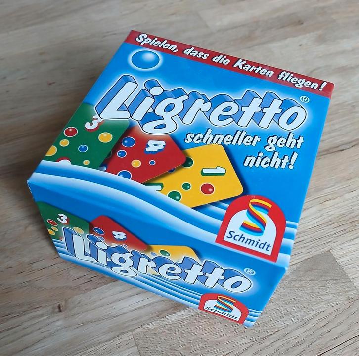 Ligretto Blauw, Hobby en Vrije tijd, Gezelschapsspellen | Bordspellen, Zo goed als nieuw, Drie of vier spelers, Ophalen of Verzenden