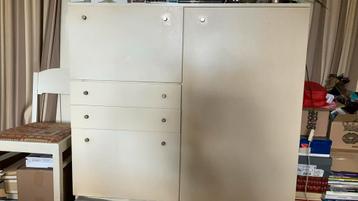 Commode kast