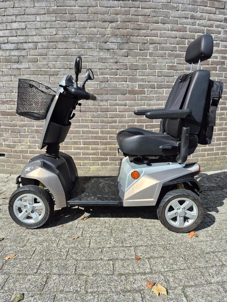 Kymco Scootmobiel, Diversen, Brommobielen en Scootmobielen, Zo goed als nieuw, Kymco, 46 km of meer, 11 t/m 15 km/u, Ophalen