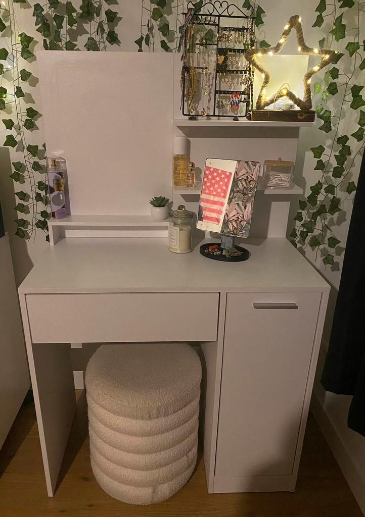 Kaptafel - make up tafel -  klein bureau, Huis en Inrichting, Tafels | Kaptafels, Gebruikt, 100 tot 150 cm, 50 tot 100 cm, Ophalen