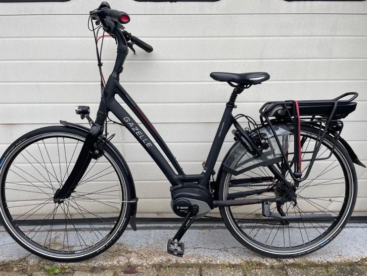 Gazelle met bosch  middenmotor, Fietsen en Brommers, Elektrische fietsen, Zo goed als nieuw, Gazelle, 51 tot 55 cm, Ophalen