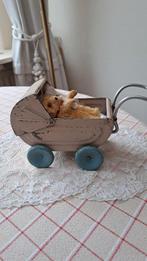 POPPENWAGENTJE ANTIEK 13X10 CM- KAPJE  VERSTELBAAR, Verzenden