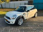 Mini cooper one R56 2012 1.6 benzine, Voorwielaandrijving, Stof, 4 cilinders, 1055 kg