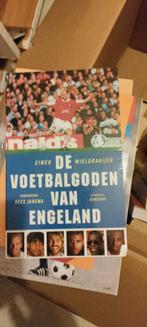 E. Wieldraaijer - De voetbalgoden van Engeland, Ophalen of Verzenden, Zo goed als nieuw, E. Wieldraaijer