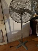 Stoere industriële metalen ventilator, Ophalen, Gebruikt, Statiefventilator