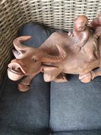 Houten beeld van een waterbuffel met kinderen, Ophalen of Verzenden