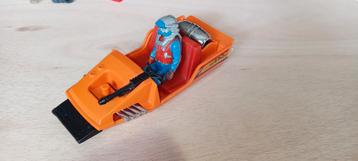 MASK. Nette alligator met actiefiguur. Kenner beschikbaar voor biedingen