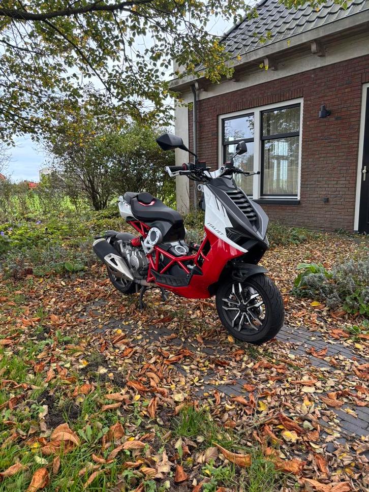Bijna nieuwe Italjet Dragster 125cc – A1, 44xx km!, Fietsen en Brommers, Scooters | Piaggio, Zo goed als nieuw, Overige modellen