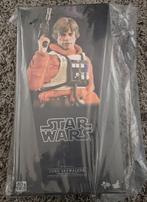 Hot toys Star Wars: Luke Skywalker Snowspeeder MMS585, Verzamelen, Star Wars, Nieuw, Actiefiguurtje, Ophalen of Verzenden